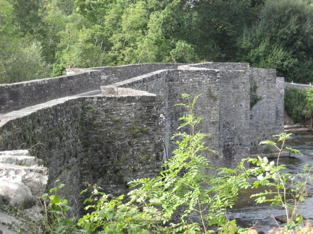 Hotel Cae Y Rhedyn Annexe à Crickhowell Extérieur photo